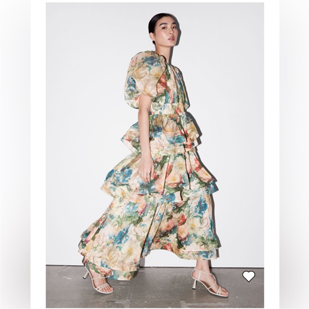 Gorgeous floral midi dress